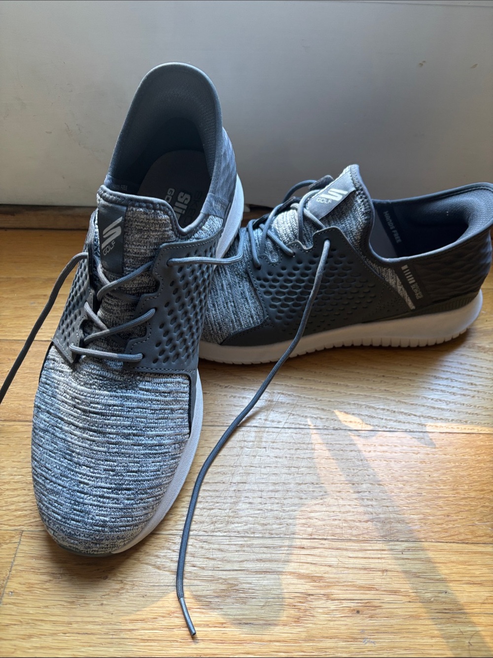 Skechers GOLF Men’s Gray Knit Slip-On Lace-Up Sneakers